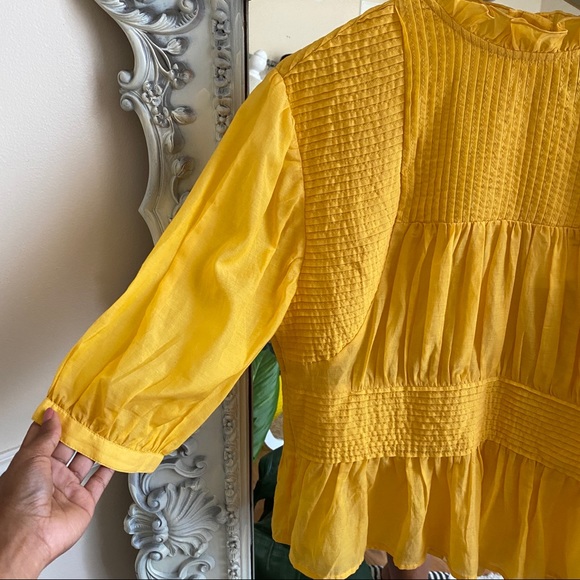 Something Navy Yellow Pleated Peplum Top M - Picture 12 of 12